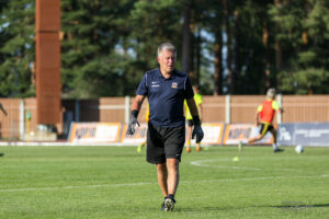 Seurayhteistyö tiivistyy – Särkkä valmentamaan myös FCV-vahteja