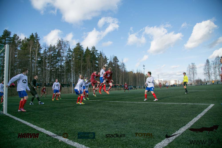Maalijuhlat Vehkalammella FC Vaajakosken kanssa