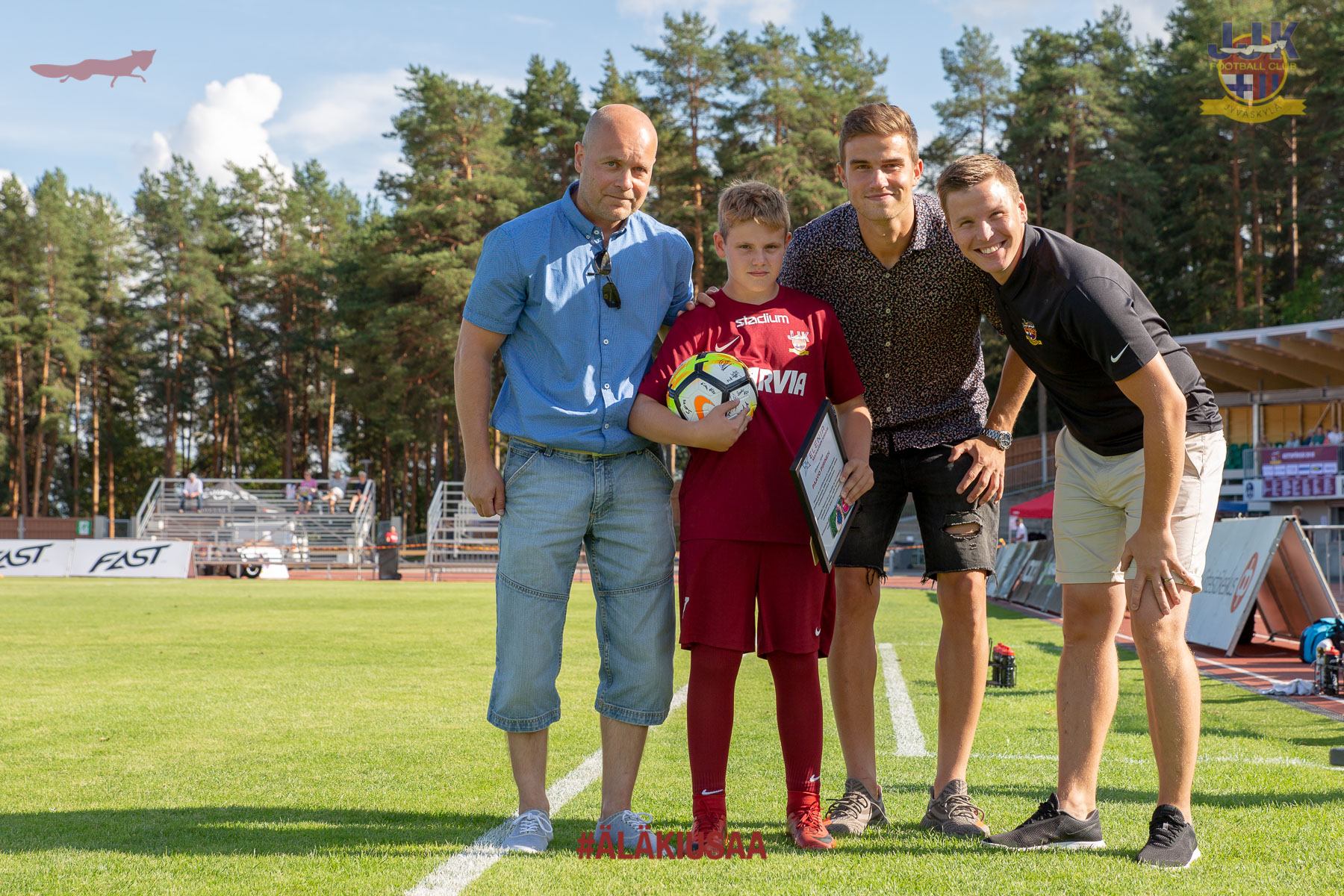 Elenia Lämmön ja JJK:n elokuun Kuukauden juniori palkittiin FC Haka -ottelussa