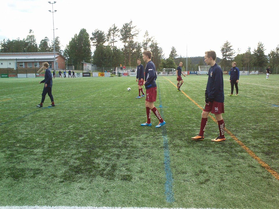 Villiketuilla maalijuhlat FC Blackbirdin kustannuksella