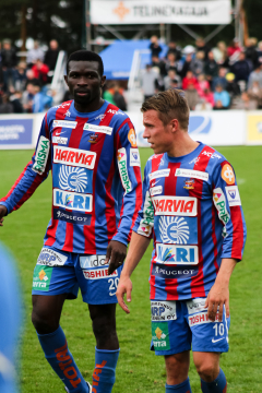 10-Vanha tutkapari karkasi avausjakson lopulla MYPA-linjalta. Tulos oli jo kaudelta 2007 tuttu: Tommin nätti viimeistely.