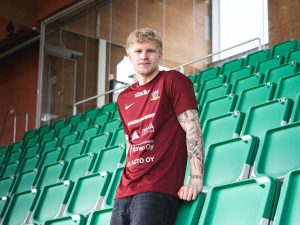 Jarkko Heimonen palaa kettupaitaan
