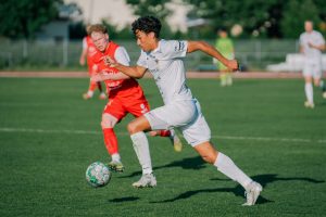 Kauden viimeinen derby sunnuntaina Vaajakoskella
